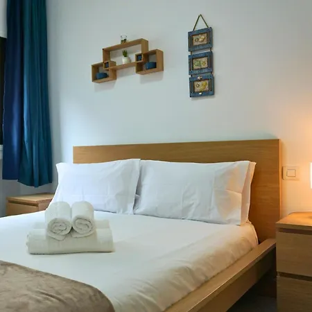 S433 Sea View Terrace Apartman