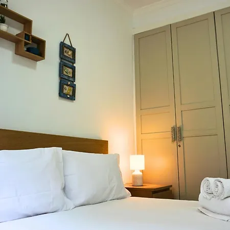 S433 Sea View Terrace Apartmán *